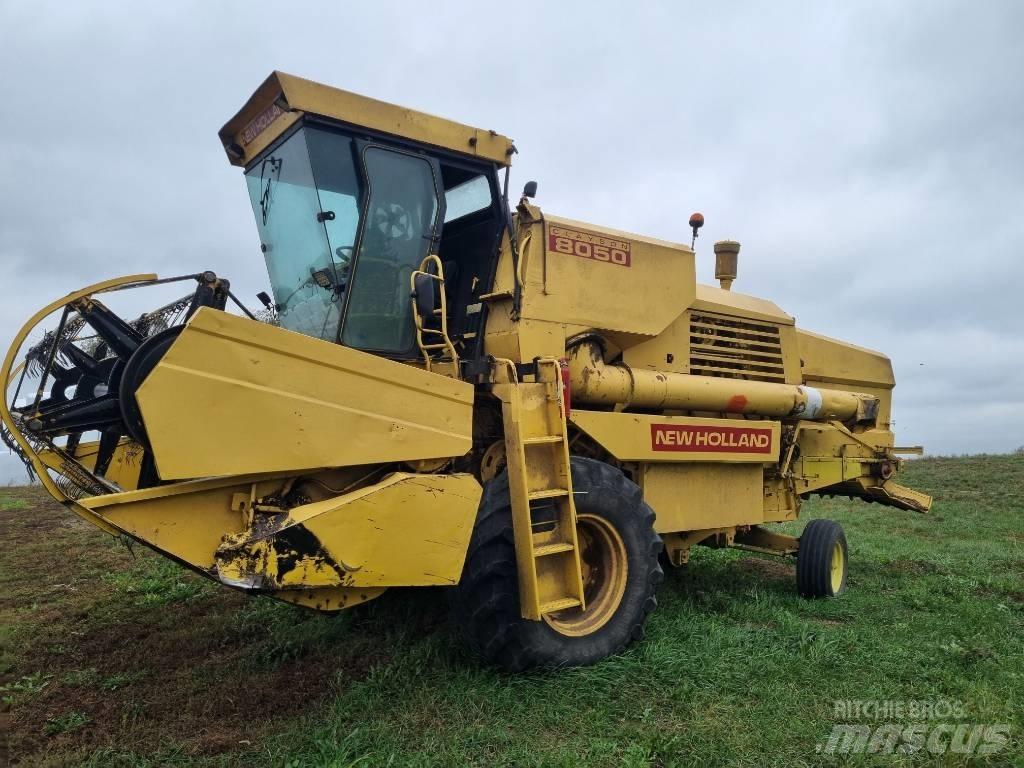 New Holland 8050 Mietitrebbiatrici