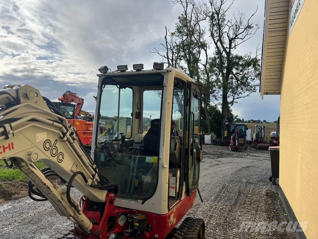 Takeuchi TB 225 Miniescavatori