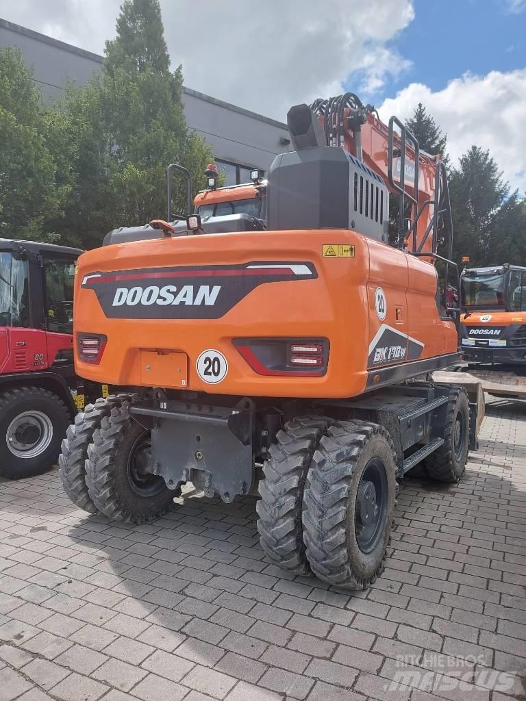 Develon DX 170 W-7 Escavatori gommati