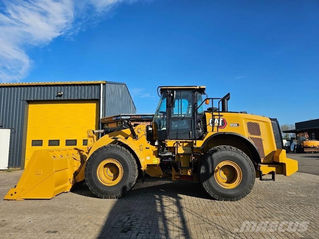 CAT 950L Pale gommate