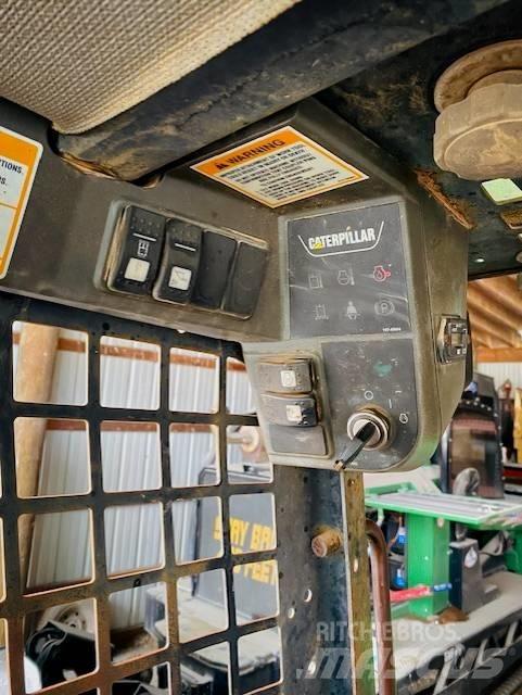 CAT 277 Mini Pale Gommate