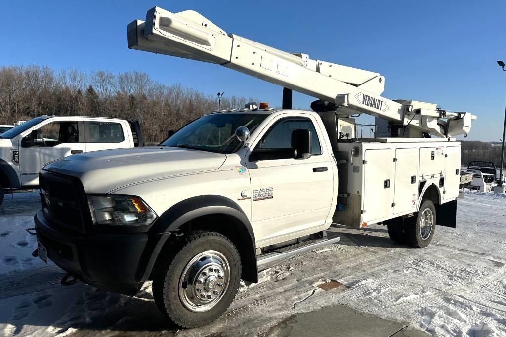 RAM 5500 TRADESMAN Piattaforme autocarrate