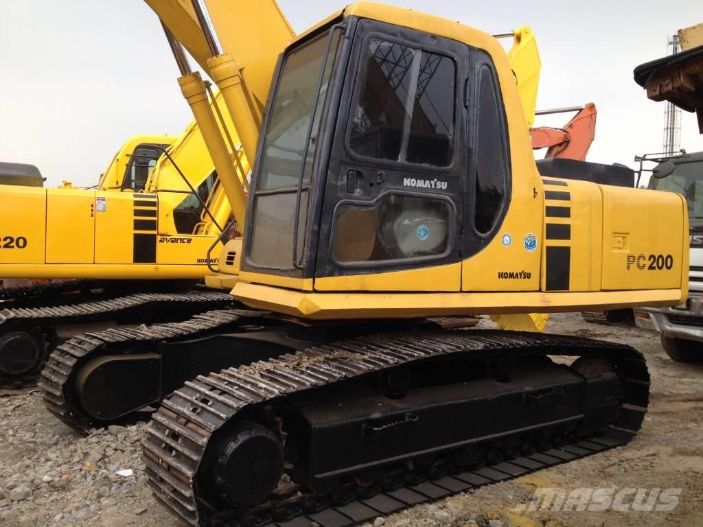 Komatsu PC200-6 Escavatori cingolati