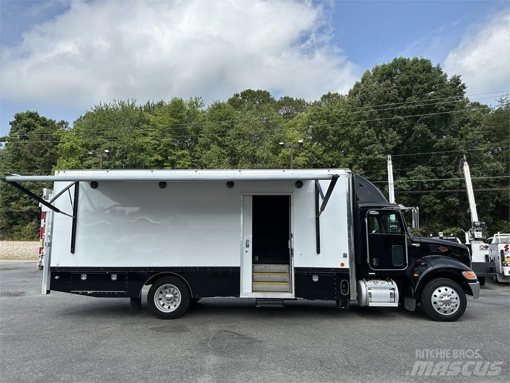 Peterbilt 337 Camion altro