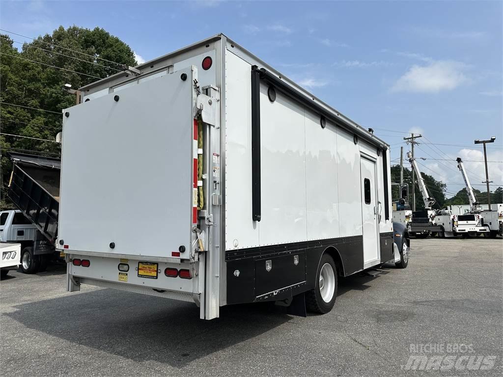 Peterbilt 337 Camion altro