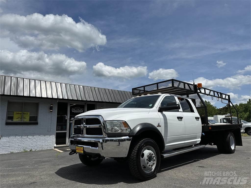 RAM 5500 Camion con sponde ribaltabili