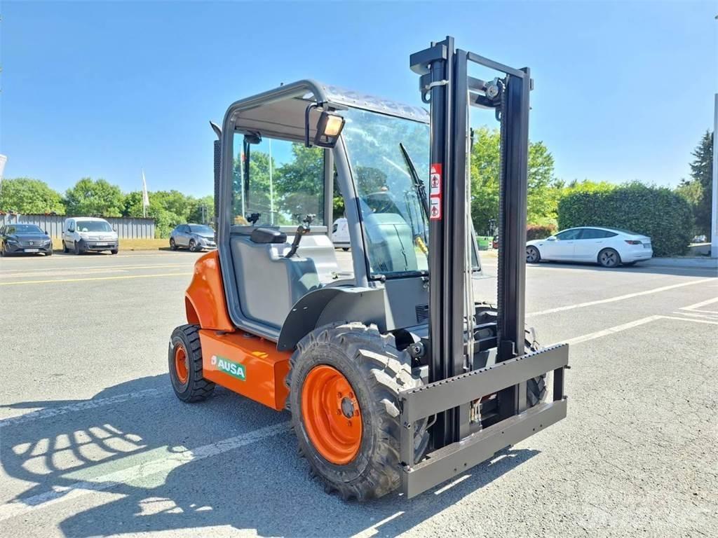 Ausa C150H Elevatore per esterni