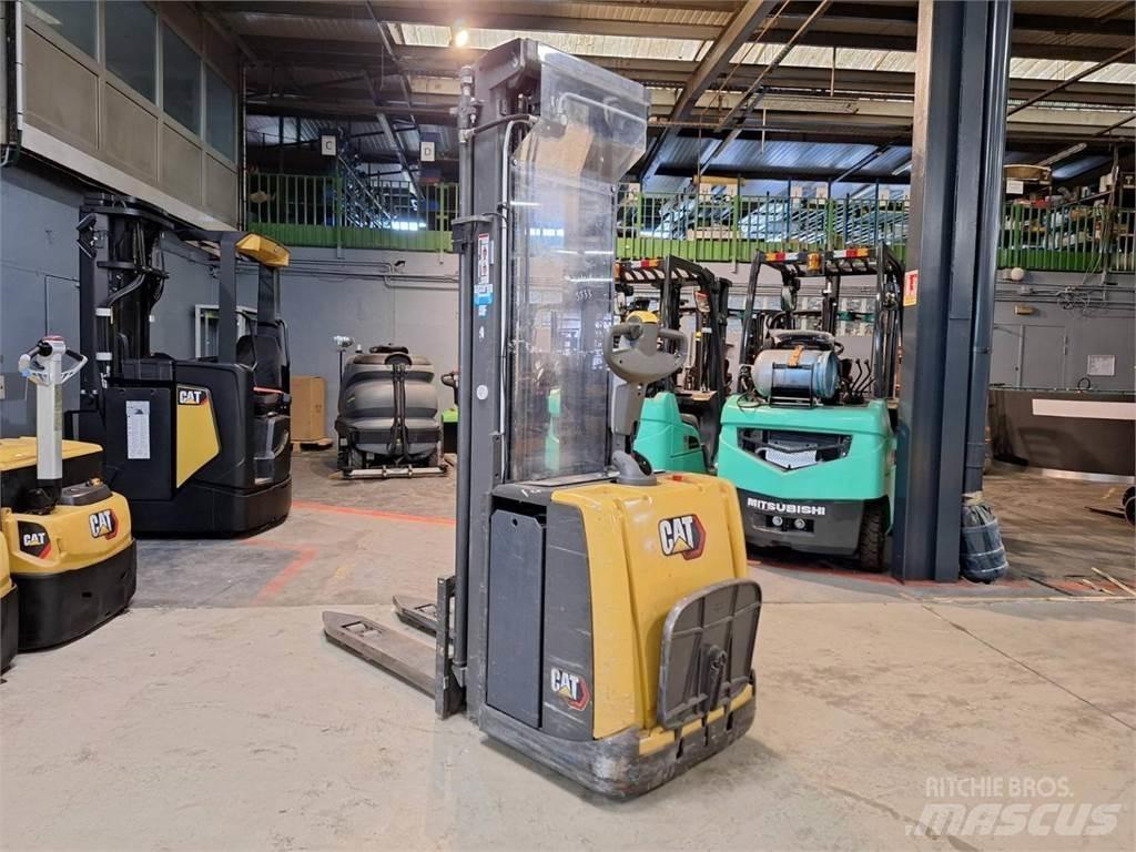 CAT NSV16P Carelli stoccatori  automatici-usati