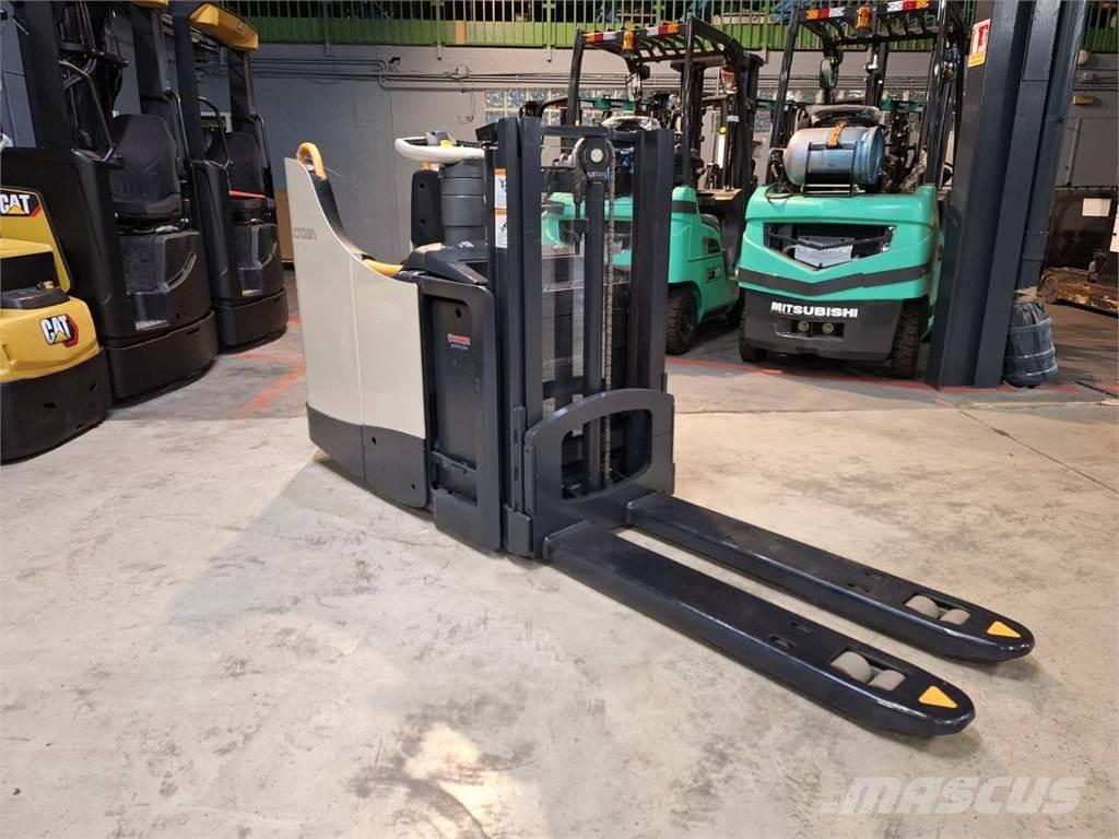 Crown DT3040 Carelli stoccatori  automatici-usati
