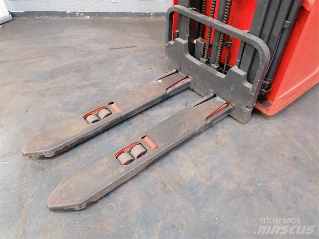Fenwick L12 Carelli stoccatori  automatici-usati