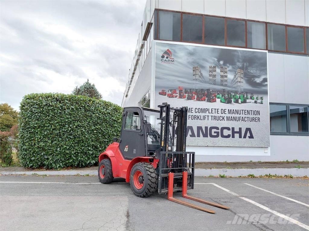 Hangcha TT25-4 Elevatore per esterni