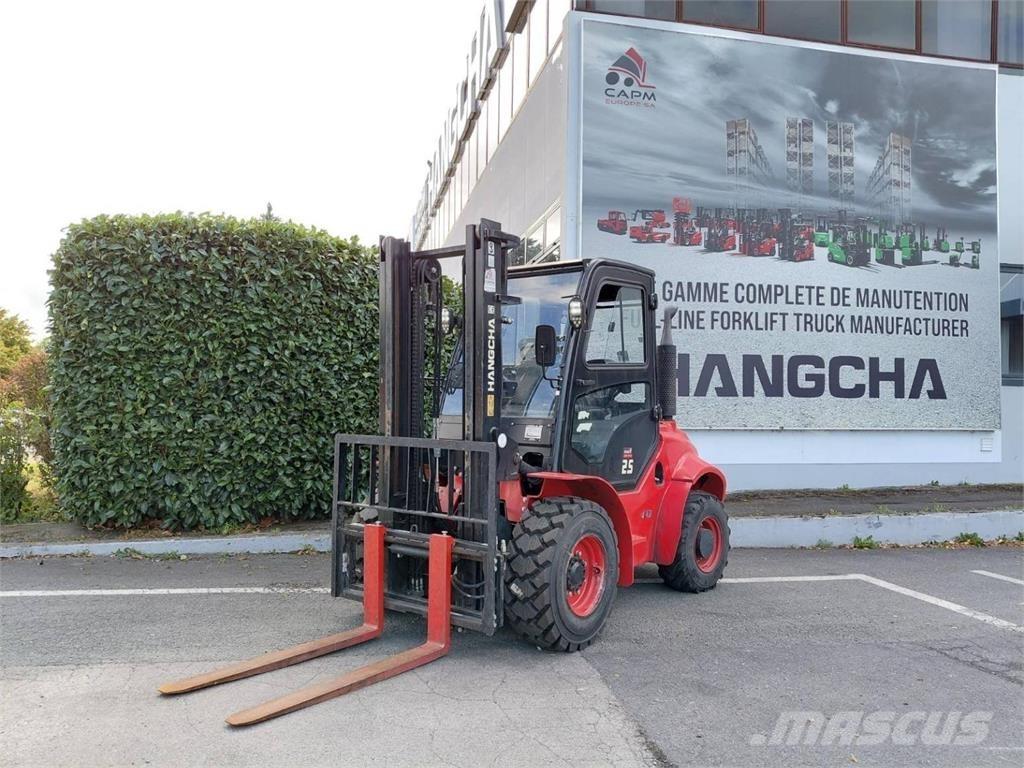 Hangcha TT25-4 Elevatore per esterni