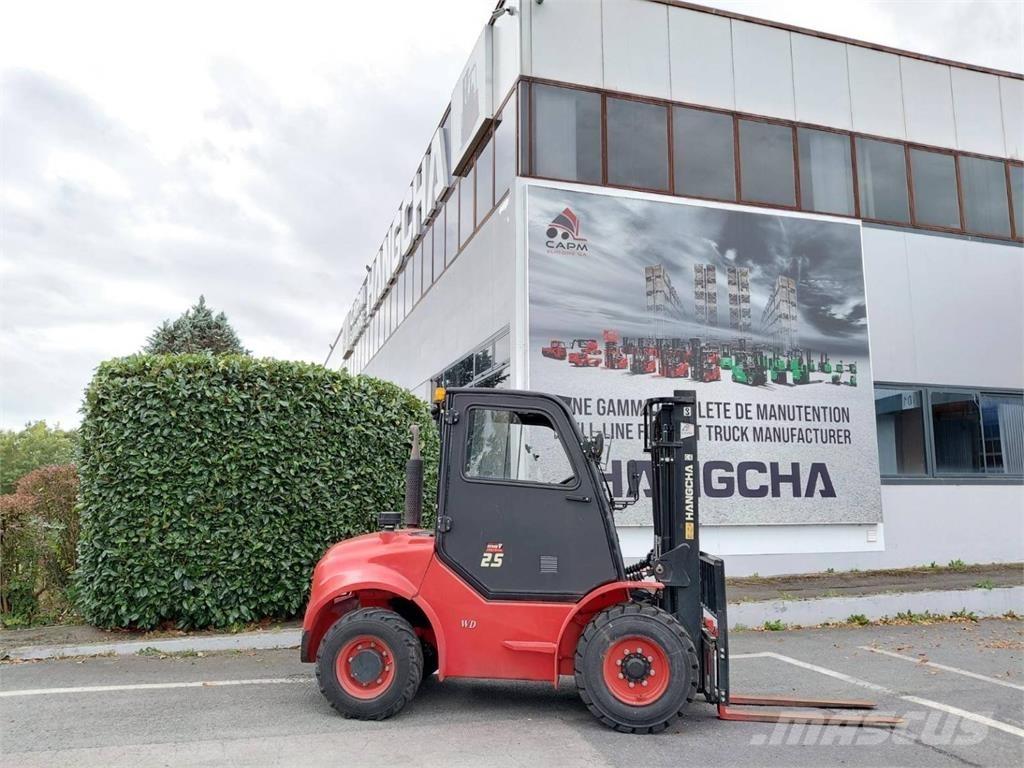 Hangcha TT25-4 Elevatore per esterni