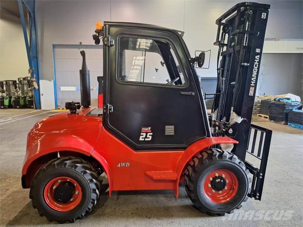 Hangcha TT25-4 Elevatore per esterni
