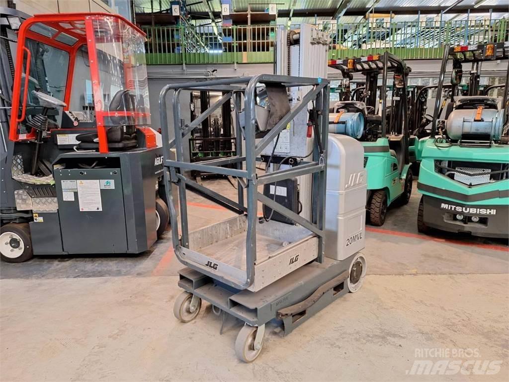 JLG 20MVL Piattaforme cingolate, Piattaforme a ragno e Montacarichi