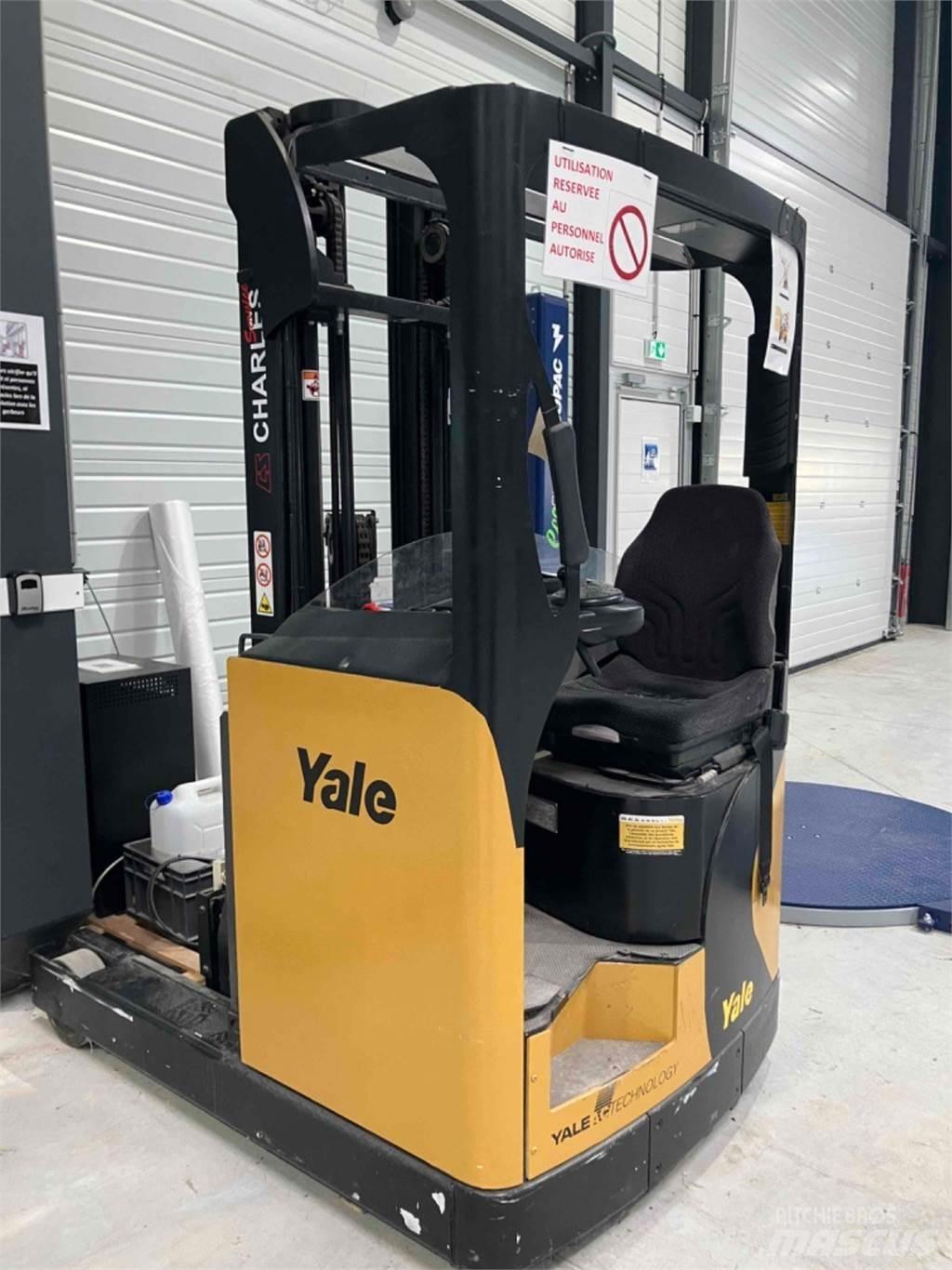 Yale MR14 Carrello retrattile