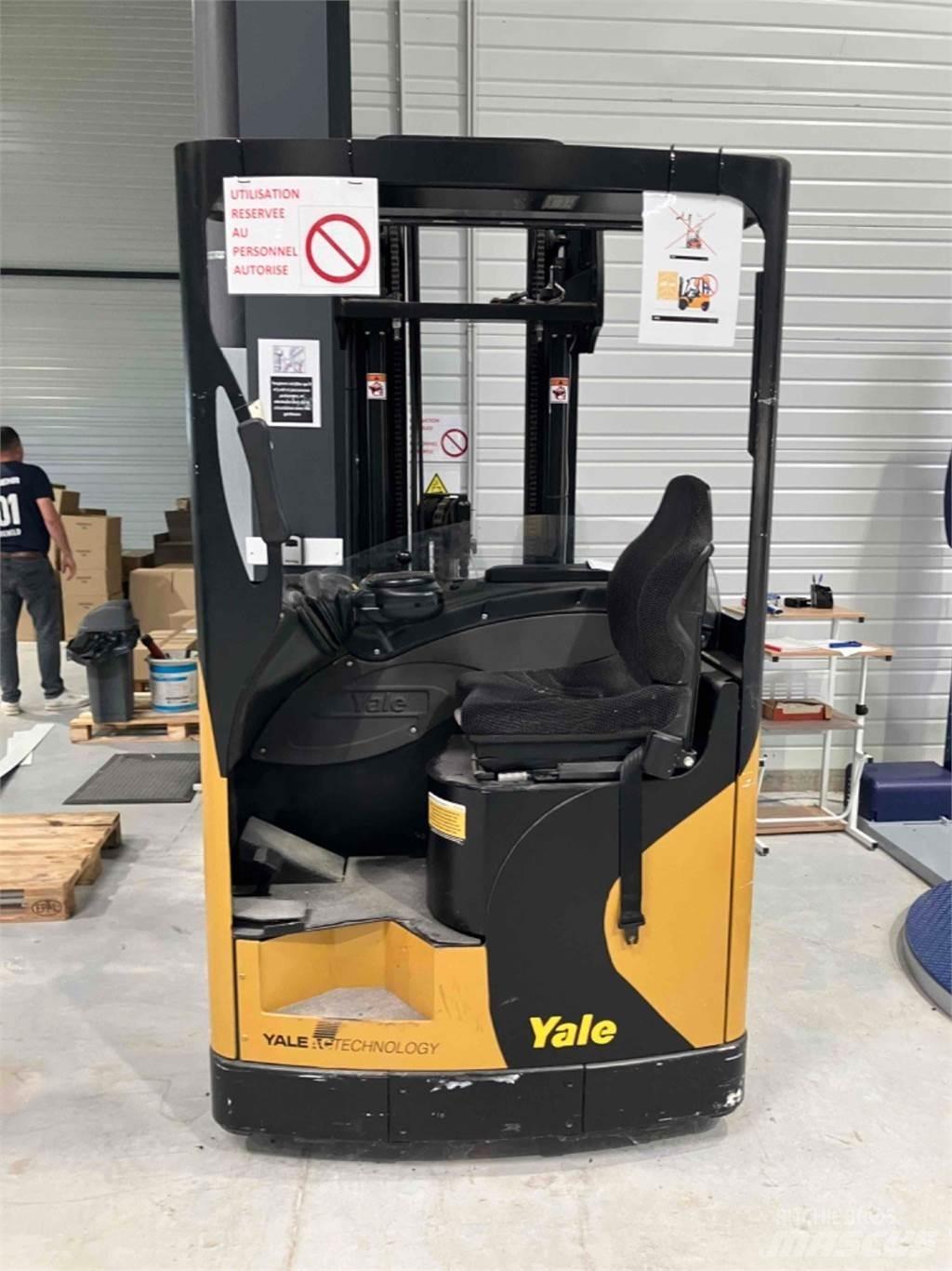 Yale MR14 Carrello retrattile