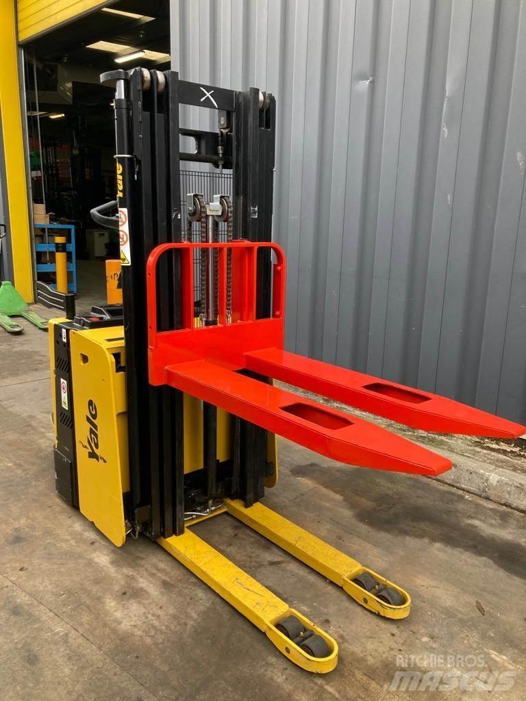 Yale MS12X Transpallet elettrici a timone