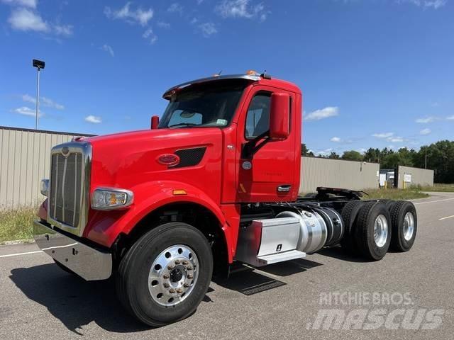 Peterbilt 567 Furgoni altro
