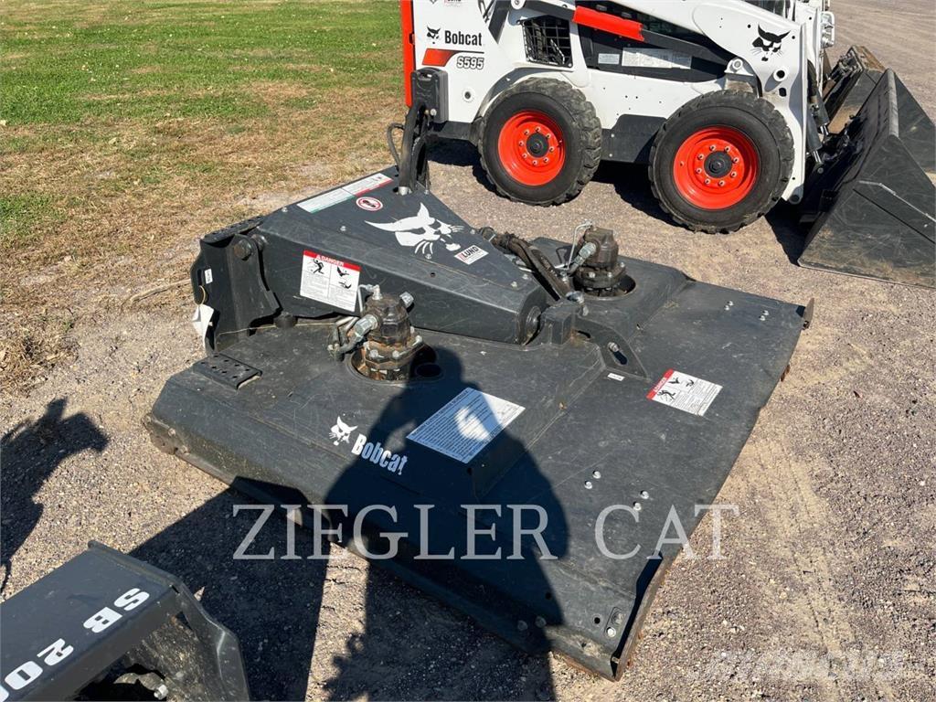 Bobcat BRUSHCAT Mini Pale Gommate