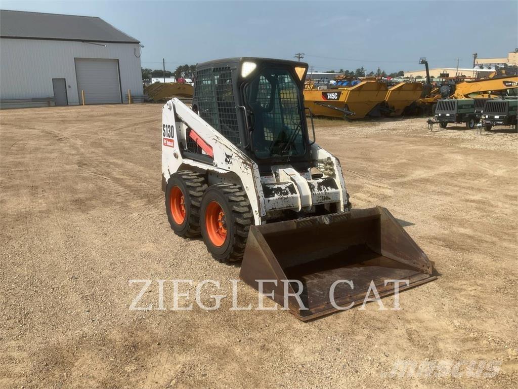 Bobcat S130 Mini Pale Gommate