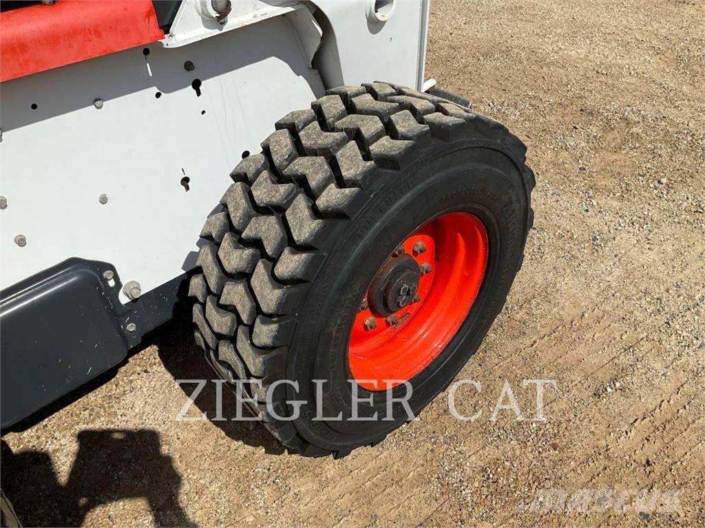 Bobcat S250 Mini Pale Gommate
