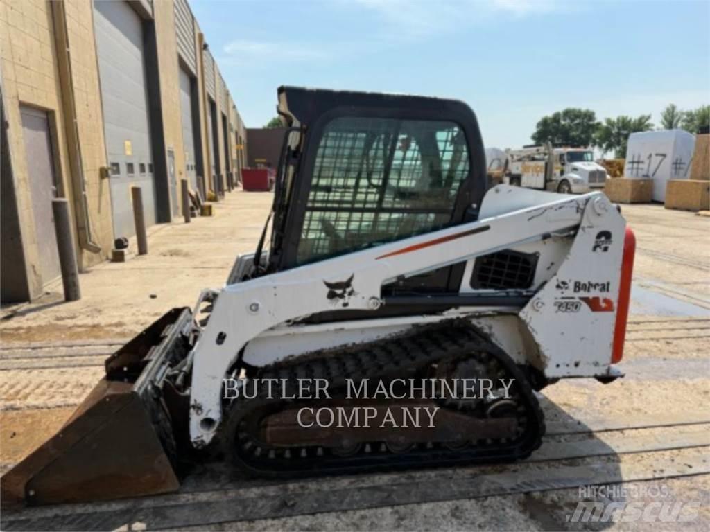 Bobcat T450 Pale cingolate