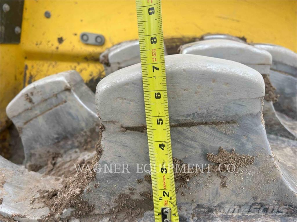 Bomag BC 462 EB Pale gommate