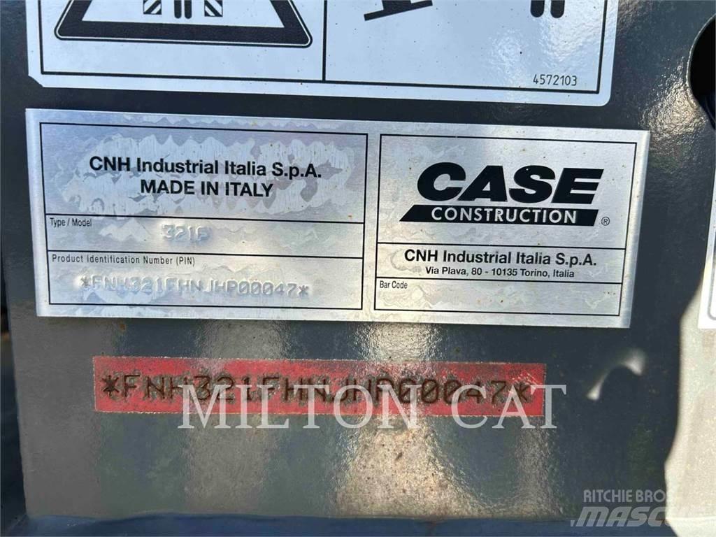 CASE 321F Mini pale