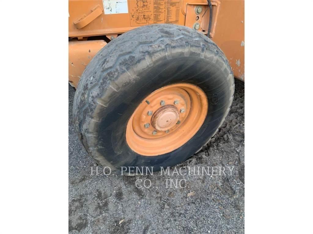 CASE 580SN Terne