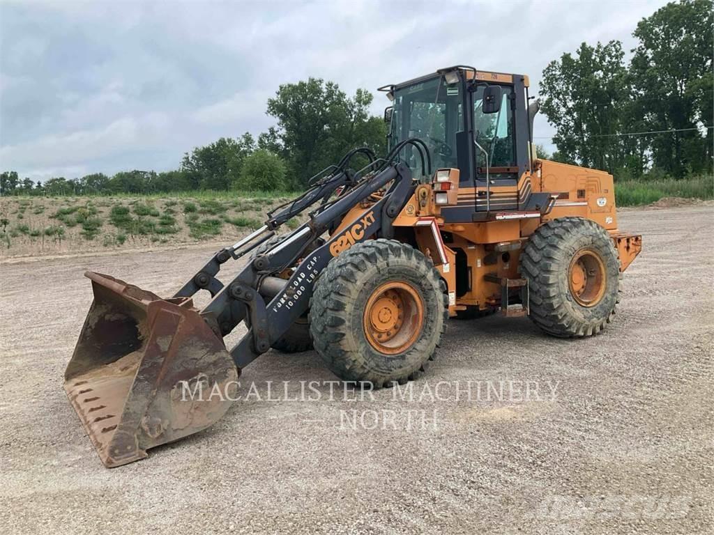 CASE 621 Pale gommate