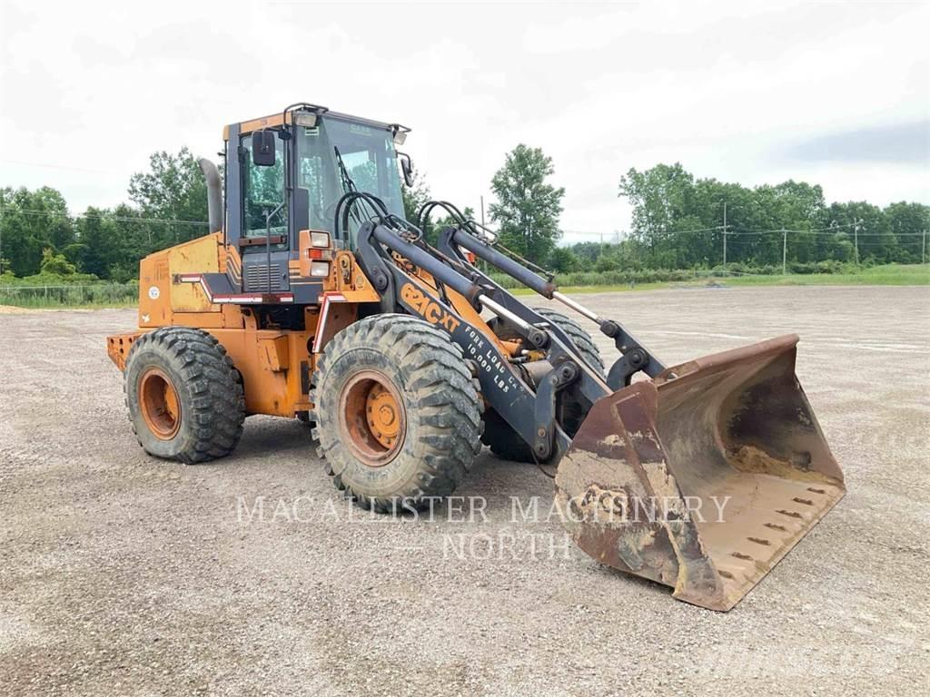 CASE 621 Pale gommate