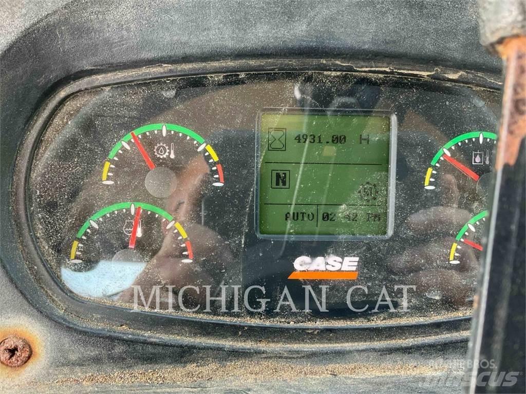 CASE 621E Pale gommate