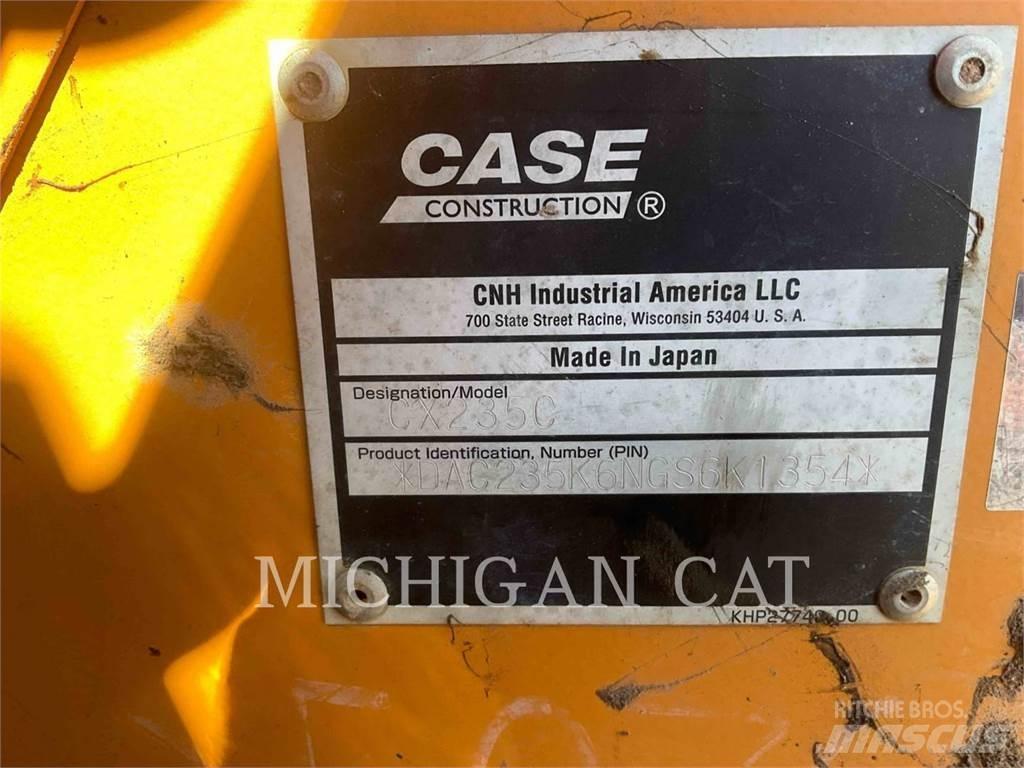 CASE CX235 Escavatori cingolati