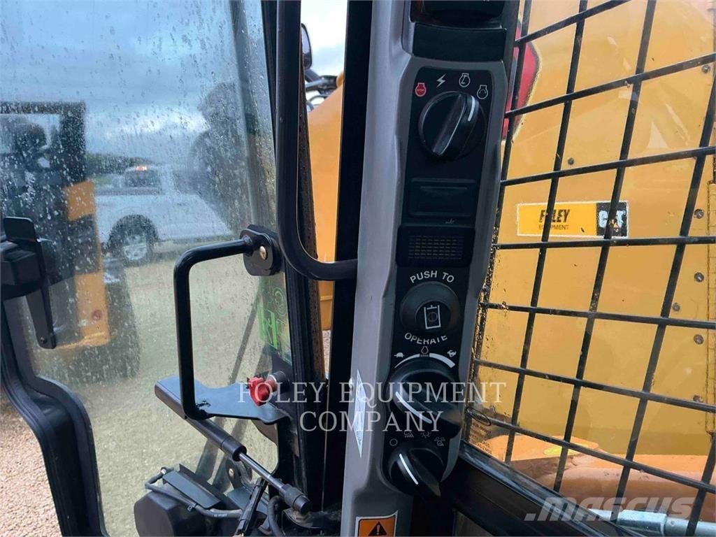 CASE SV280B Mini Pale Gommate