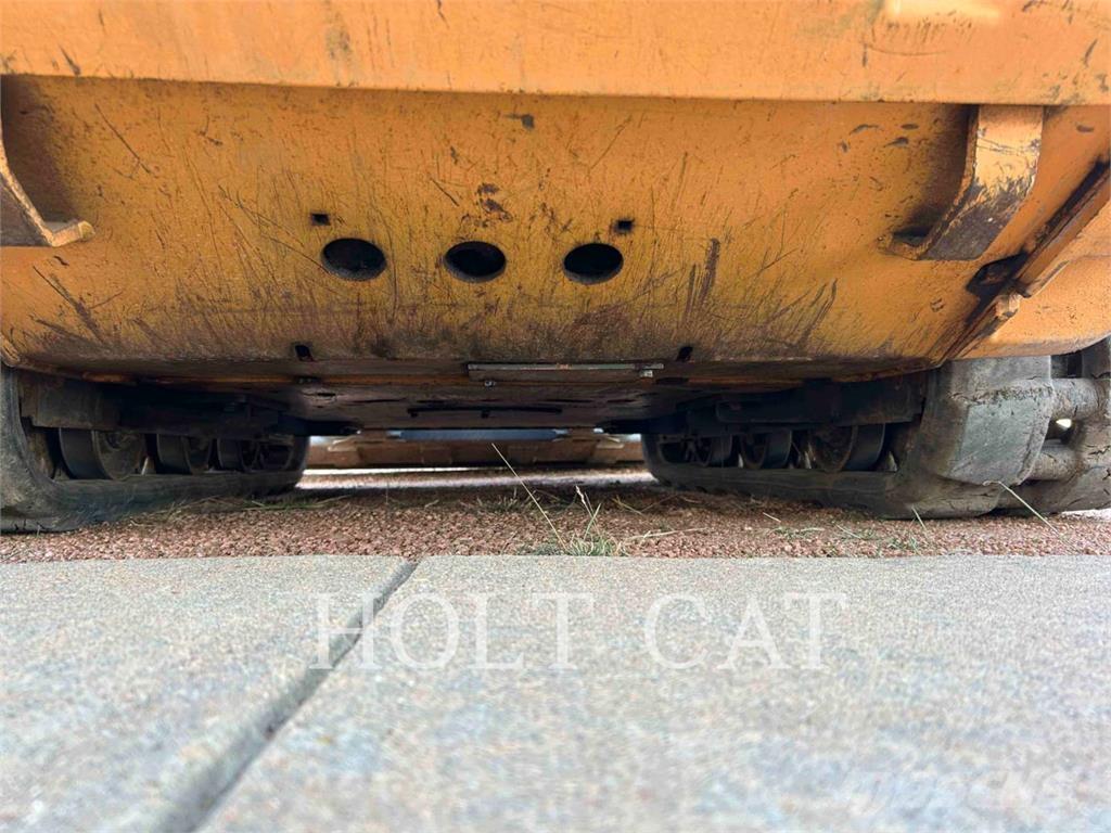 CASE TR270 Pale cingolate