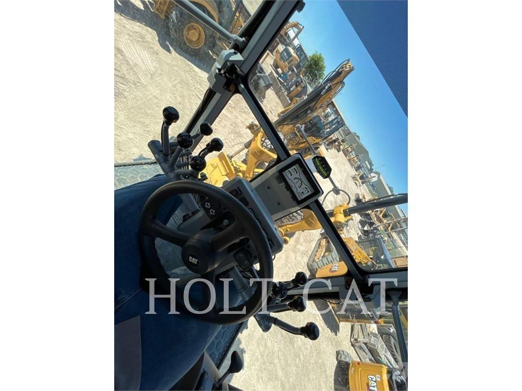 CAT 120 Motorgraders