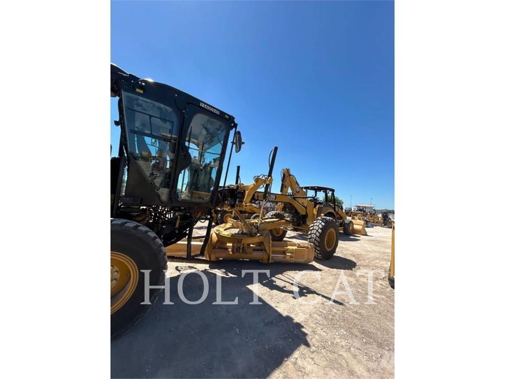 CAT 120 Motorgraders