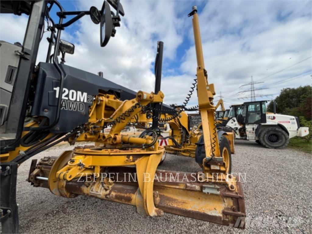 CAT 120M Motorgraders