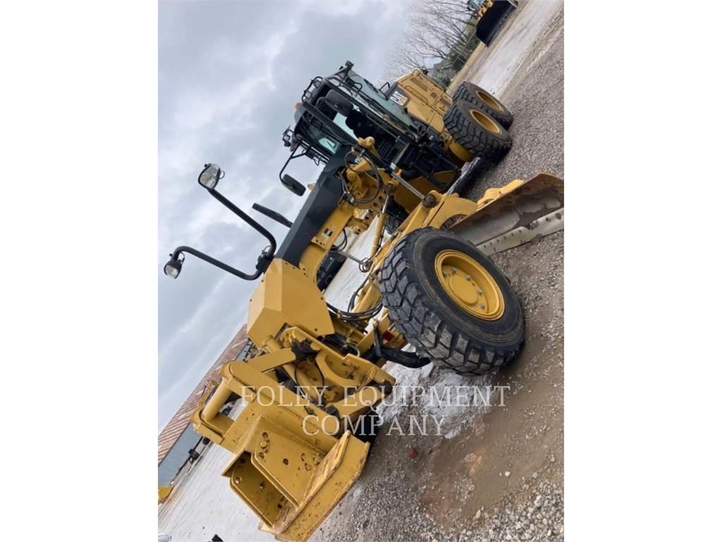 CAT 120M2AWD Motorgraders
