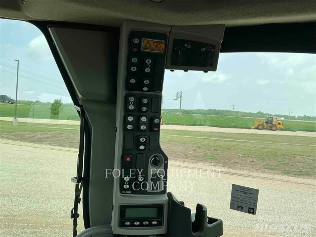 CAT 120M2AWD Motorgraders