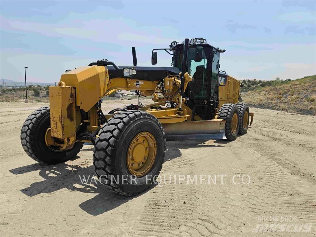 CAT 120M2AWD Motorgraders