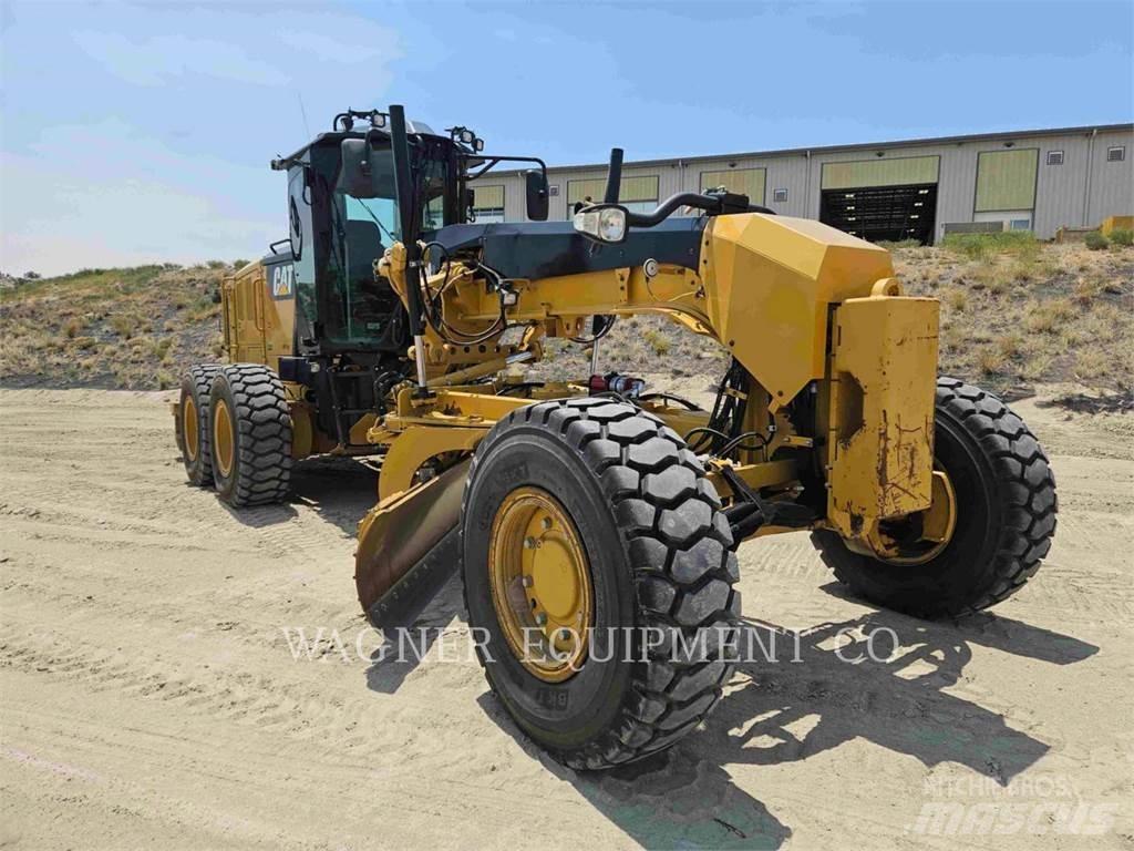 CAT 120M2AWD Motorgraders