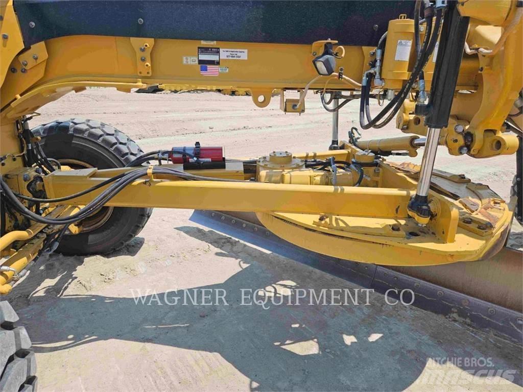 CAT 120M2AWD Motorgraders