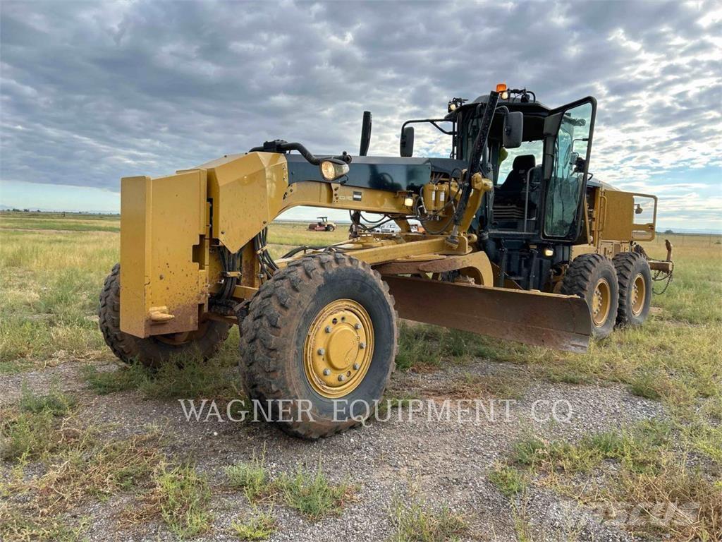 CAT 120M2AWD Motorgraders