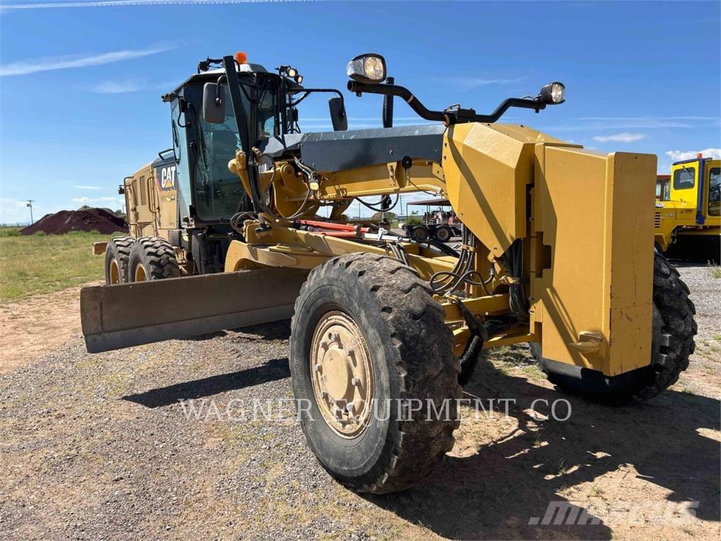 CAT 120M2AWD Motorgraders