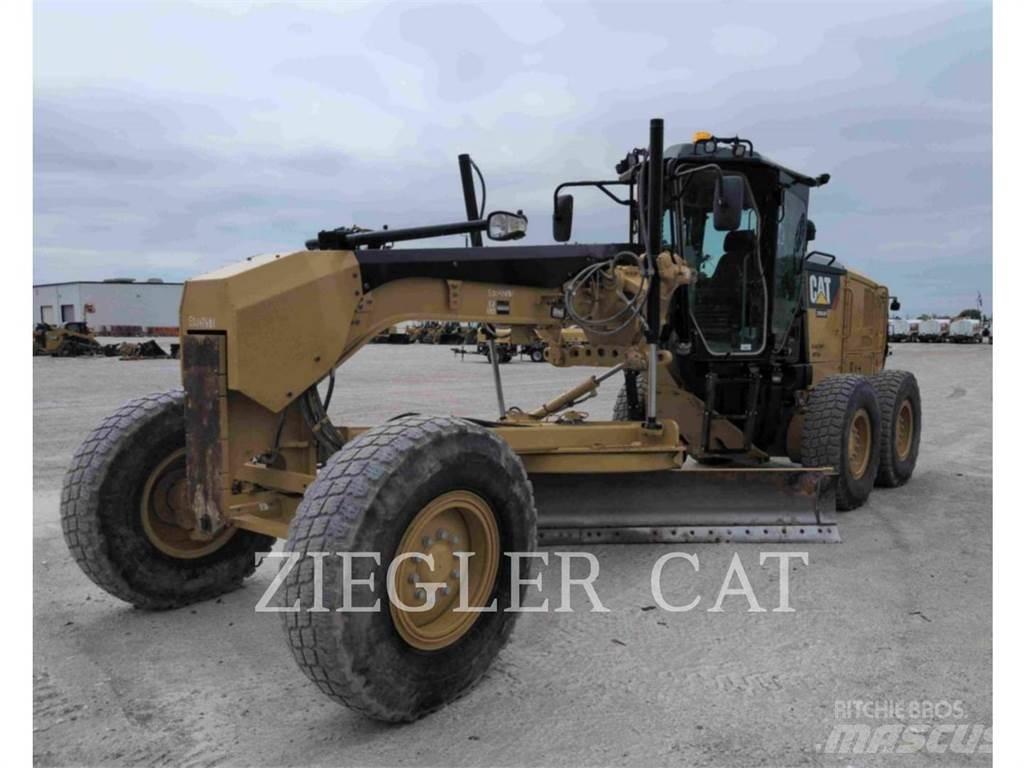 CAT 12M2 Motorgraders