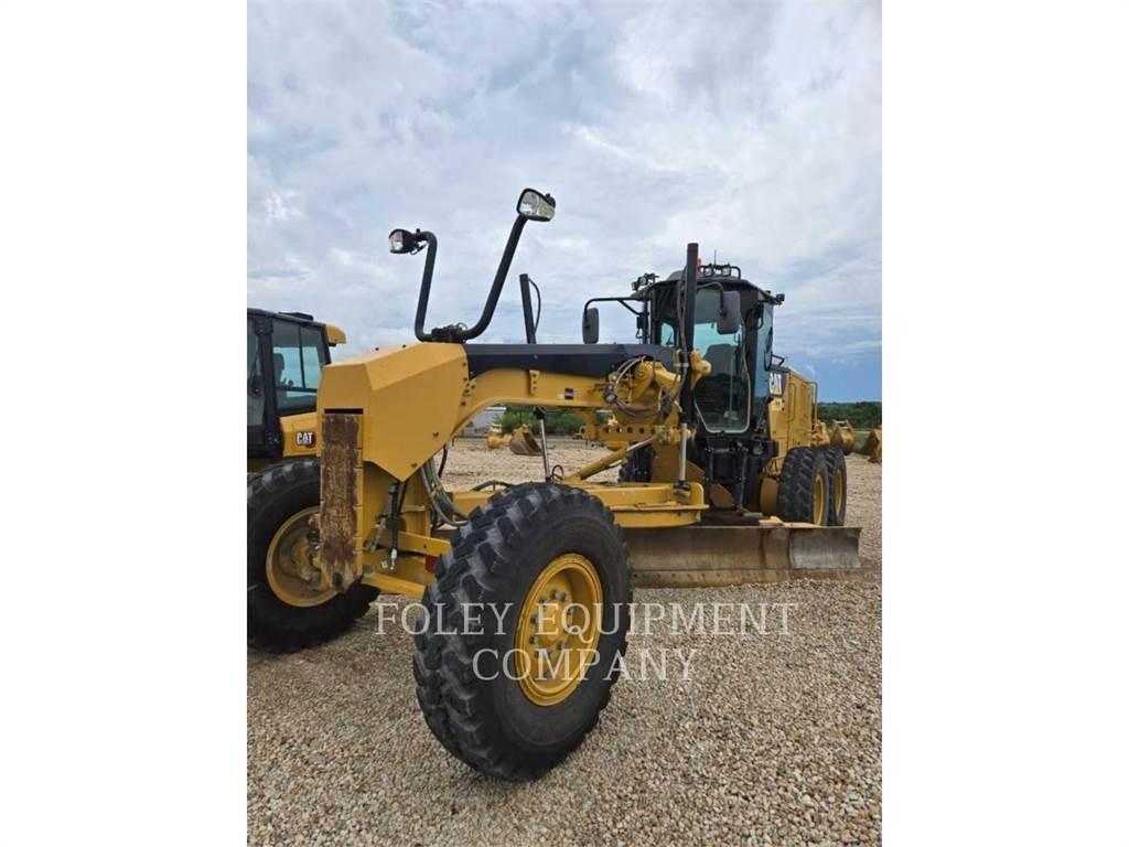 CAT 12M2 Motorgraders