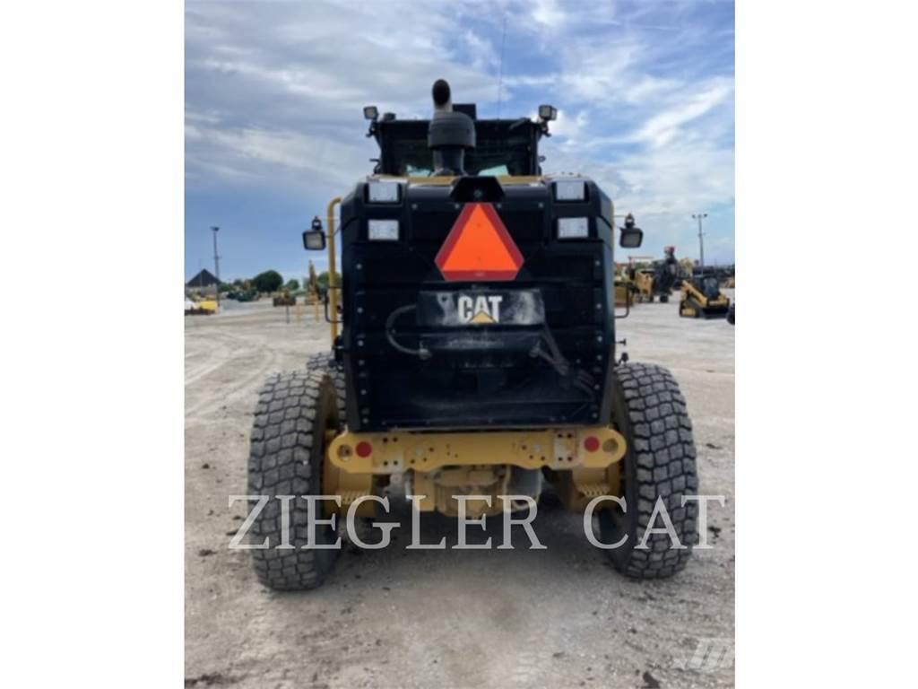 CAT 12M2 Motorgraders