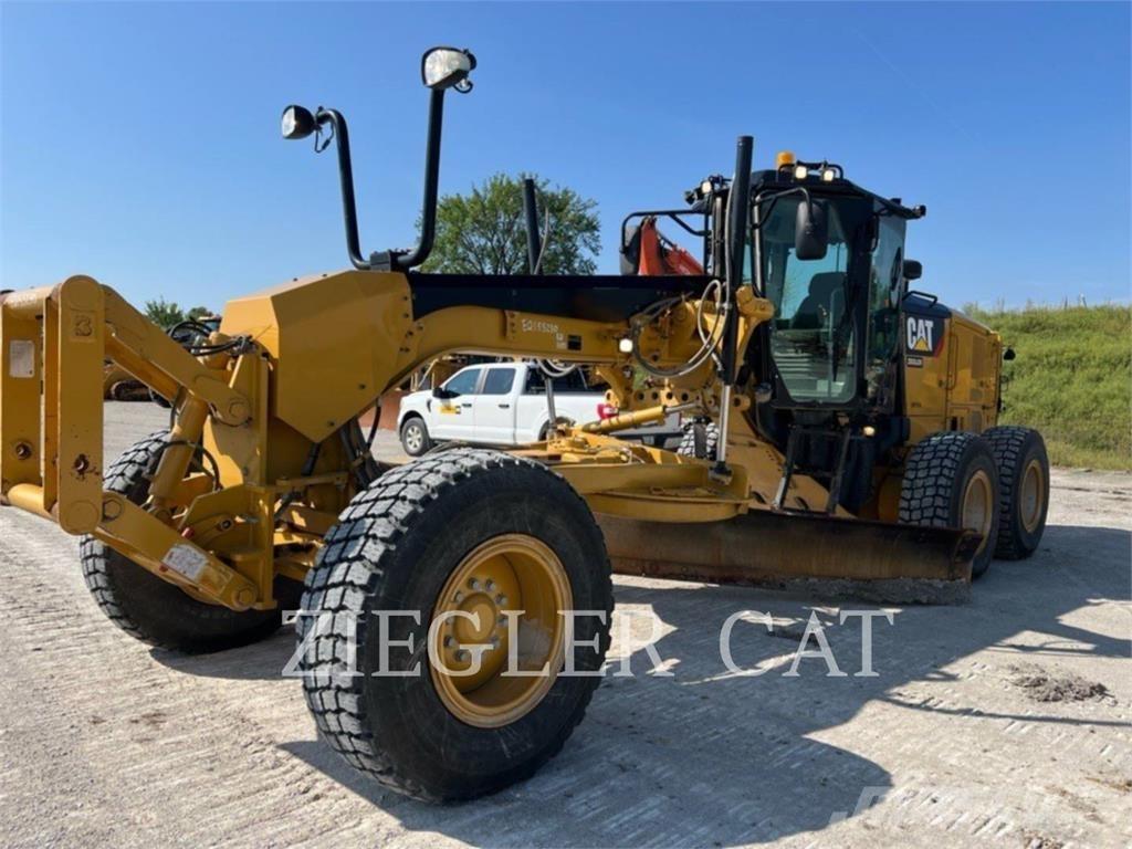 CAT 12M2 Motorgraders